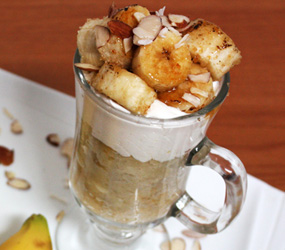 Mini banana cake